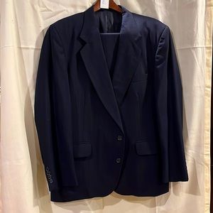 Men’s 46 reg Navy Blue Pinstripe